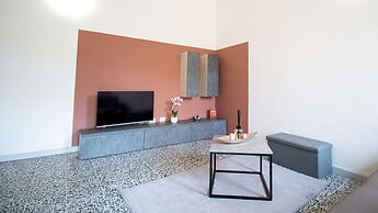 Welcomely - Xenia Boutique House With Garden