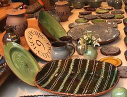 Modern Penthouse With Views in Stroud