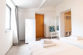 Welcomely - Easy Cabras B