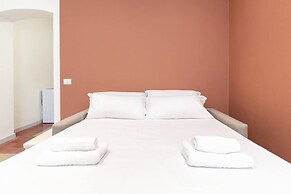 Welcomely - Xenia Boutique House 2