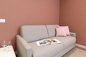 Welcomely - Xenia Boutique House 2