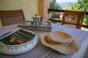 Welcomely - Country House Muristene- Iris