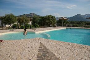 Welcomely - Country House Muristene- Iris