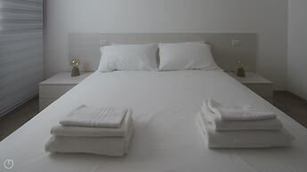 Welcomely - Xenia Boutique House - Apt 7