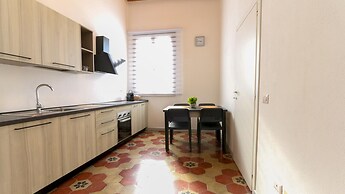 Welcomely - Xenia Boutique House 5