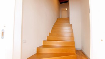 Welcomely - Xenia Boutique House 5