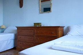 Welcomely - Sardinian Stone House