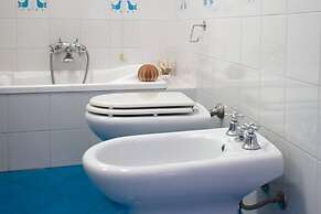 Welcomely - Sardinian Stone House