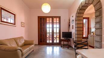 Welcomely - Josto Panoramic House