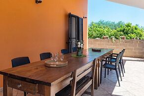 Welcomely - Domo Galante