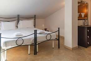 Welcomely - Domo Galante