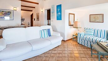 Welcomely - Bluefront