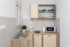 Apartment Maricol - One Bedroom Apartment With Terrace