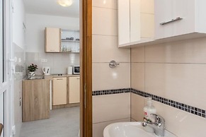 Apartment Maricol - One Bedroom Apartment With Terrace