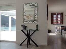 Villa Riva - Five Bedroom Villa With Pool and Sea View