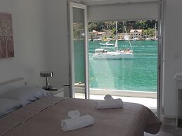 Villa Riva - Five Bedroom Villa With Pool and Sea View