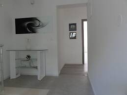 Villa Riva - Five Bedroom Villa With Pool and Sea View