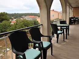 Apartments Sea Star - One Bedroom Apartment With Balcony