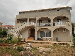 Apartments Sea Star - One Bedroom Apartment With Balcony