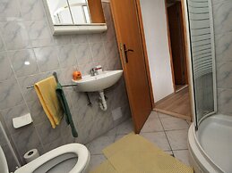 Apartments Sea Star - One Bedroom Apartment With Balcony