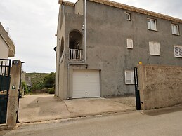 Apartments Sea Star - One Bedroom Apartment With Balcony