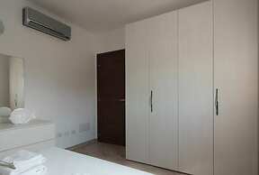 Welcomely - Xenia Boutique House - Apt 4