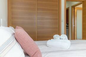 Buarcos Sunset Apartment by Rent4all