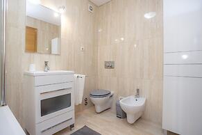 Buarcos Sunset Apartment by Rent4all