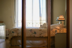 Atlantic Ocean Pool Apartment