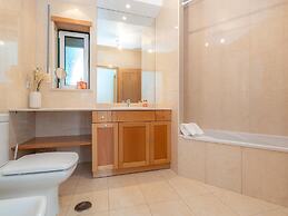 Atlantic Ocean Pool Apartment