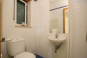 Atlantic Ocean Pool Apartment