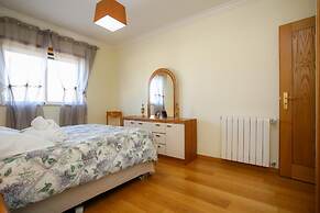 Atlantic Ocean Pool Apartment