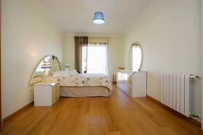 Atlantic Ocean Pool Apartment