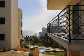 Atlantic Ocean Pool Apartment