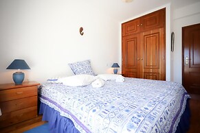 Sotto Mayor Residence