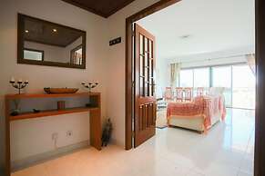 Sotto Mayor Residence