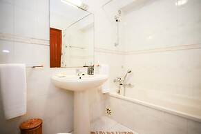 Sotto Mayor Residence