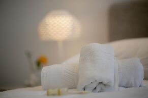 Sea Side Luxury Apartment