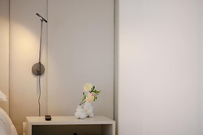 Sea Side Luxury Apartment