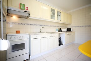 Sea View Apartment by Rent4all