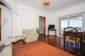 Sea View Apartment by Rent4all