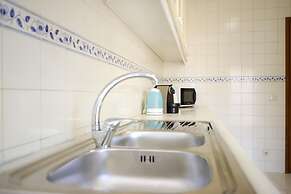 Sea View Apartment by Rent4all