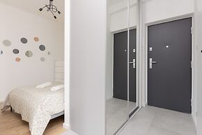 Sunny Studio Ochota by Renters