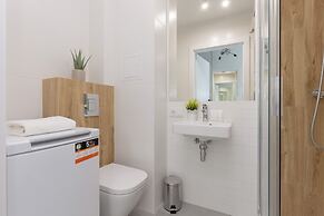Sunny Studio Ochota by Renters