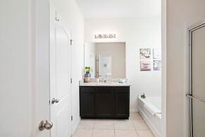 8032 Oak Shadow Court