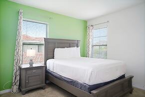 8032 Oak Shadow Court