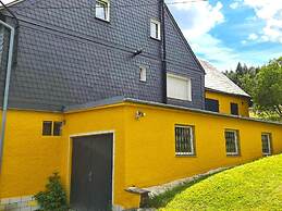 Spacious Holiday Home in Barenstein With Garden