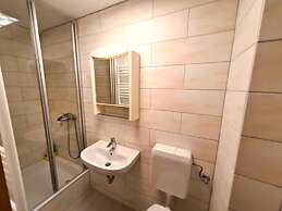 Spacious Holiday Home in Barenstein With Garden