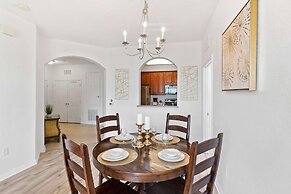 4814 Cayview Avenue #406