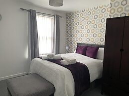 Charming 2-bed House in Wavertree Liverpool